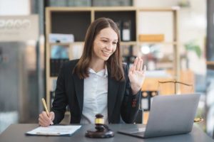 Escritório de advogadas direito trabalhista